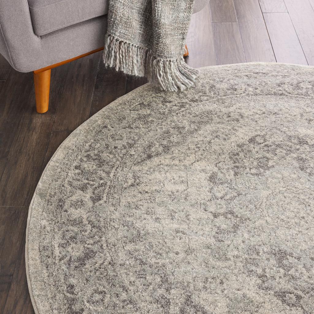 Nourison Home Tranquil TRA05 Grey and White Ivory/Grey Indoor Round Area Rug - Vintage Power Loomed Machine Made Medium Pile