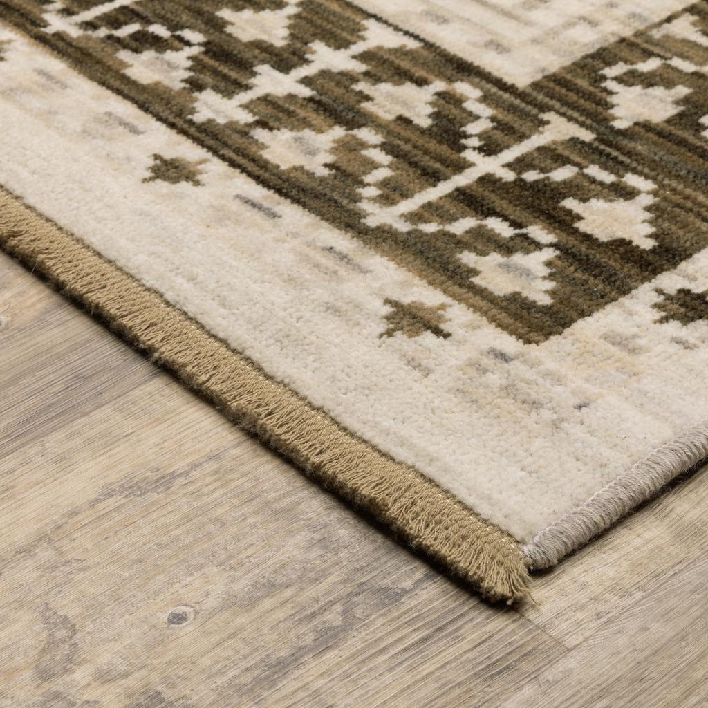 Oriental Weavers Acacia ACA02 Beige Rectangle Indoor Runner Oriental Pattern-