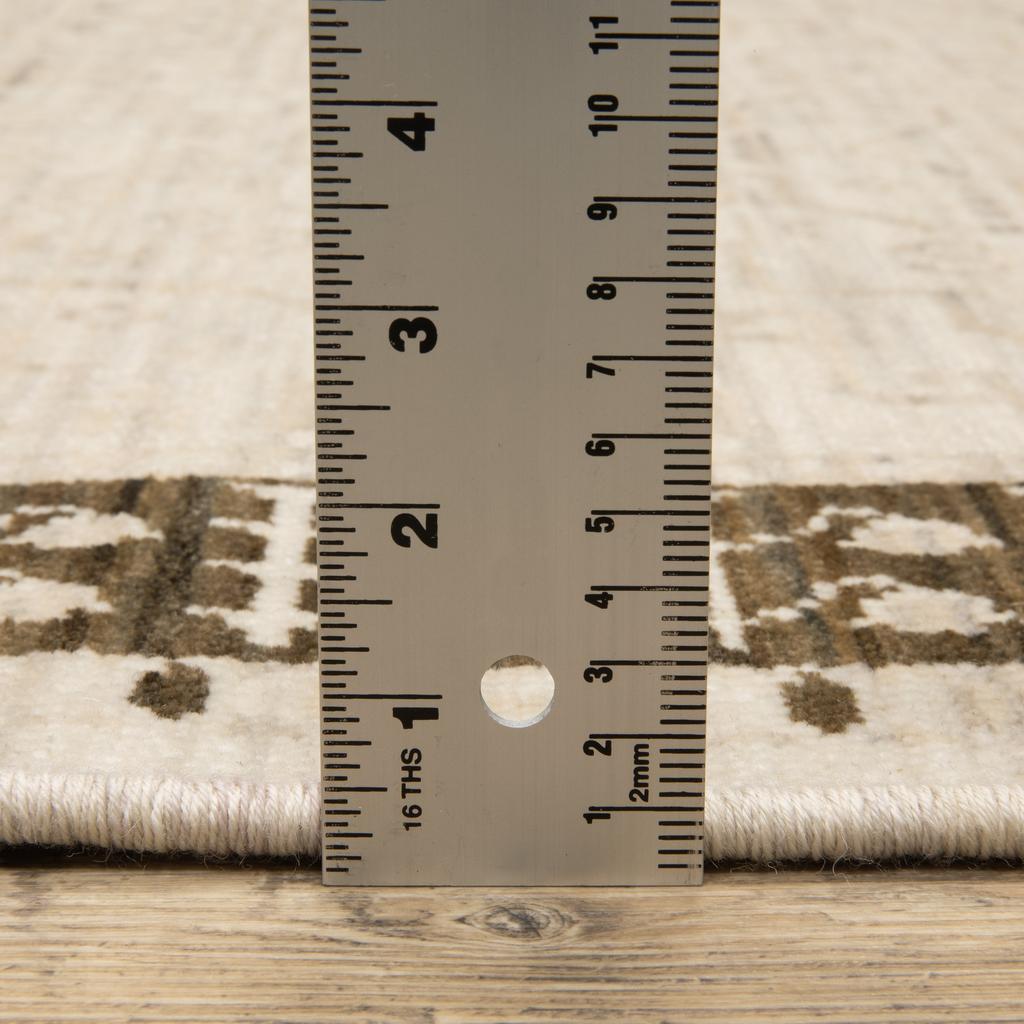 Oriental Weavers Acacia ACA02 Beige Rectangle Indoor Runner Oriental Pattern-