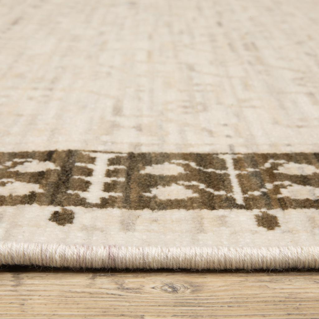 Oriental Weavers Acacia ACA02 Beige Rectangle Indoor Runner Oriental Pattern-