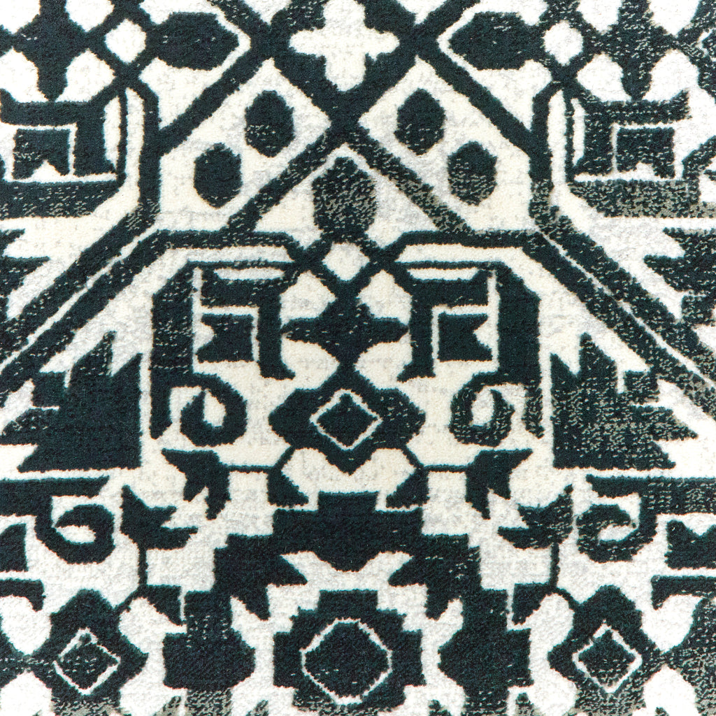 Oriental Weavers Bowen 5506E Navy Rectangle Indoor Area Rug - Stain Resistant Machine Woven Rug-