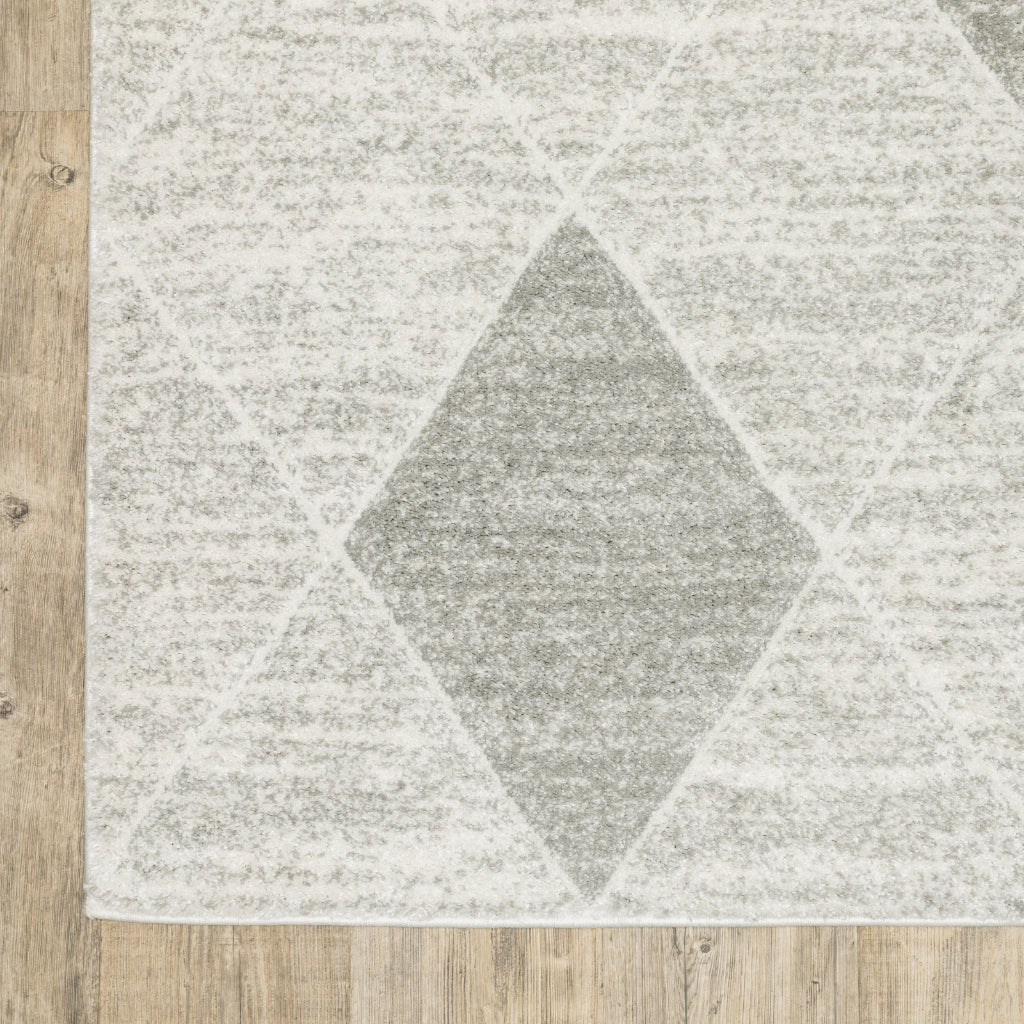 Oriental Weavers Cambria 005W2 Gray Rectangle Indoor Area Rug - Contemporary Stain Resistant Machine Made Rug-