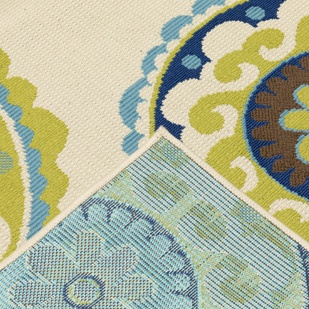 Oriental Weavers Caspian 859J6 Ivory/Green Rectangle Indoor / Outdoor Area Rug - Durable Stain Resistant Machine Made Patio Rug with Medallion Pattern-