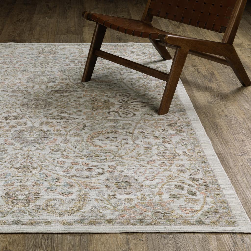 Oriental Weavers Cavett CAV05 Ivory Rectangle Indoor Runner Floral Pattern-
