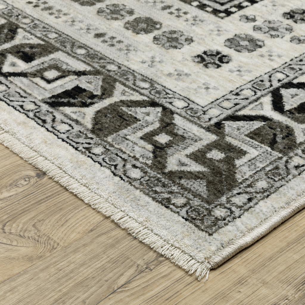 Oriental Weavers Chamberlain CH01G Ivory Rectangle Indoor Runner Oriental Pattern-