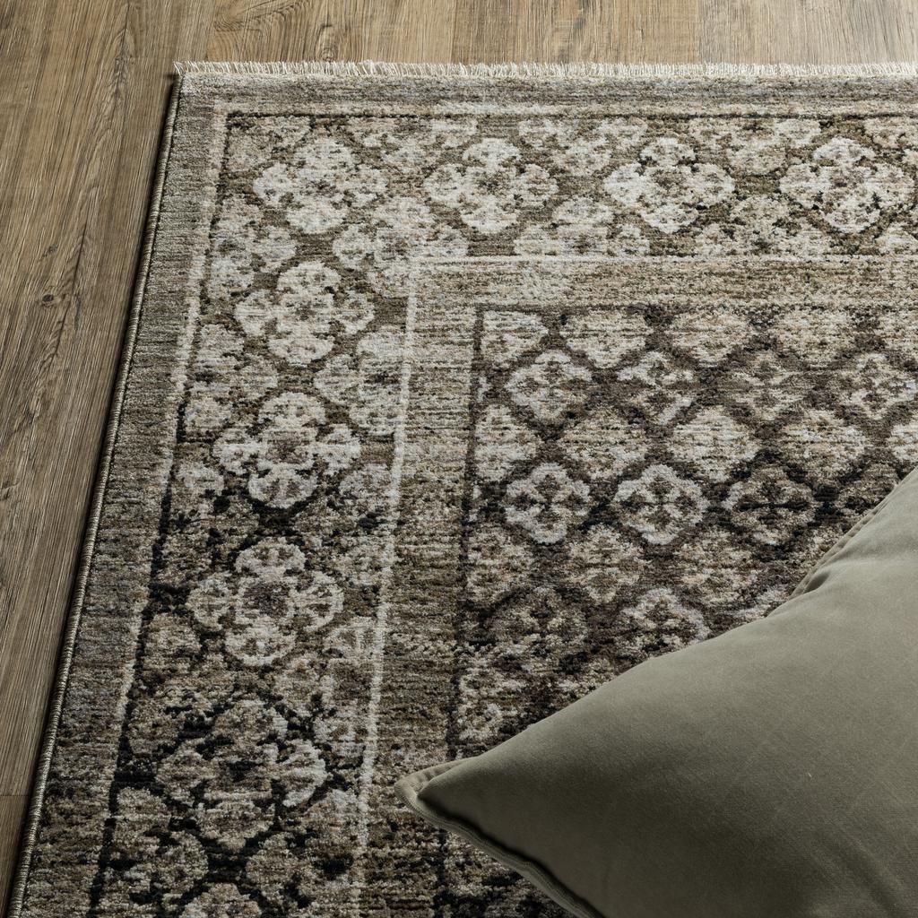 Oriental Weavers Chamberlain CH02D Grey Rectangle Indoor Area Rug Medallion Pattern-