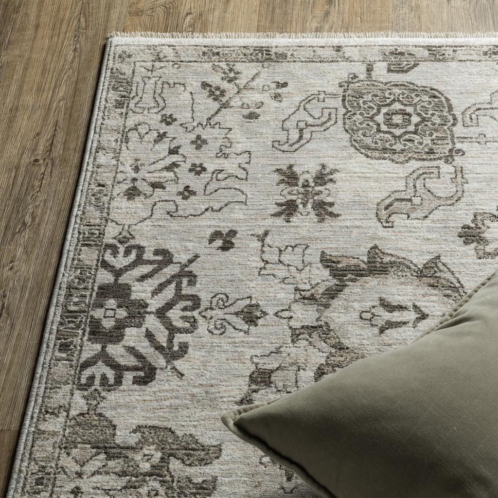 Oriental Weavers Chamberlain CH06B Ivory Rectangle Indoor Runner Oriental Pattern-