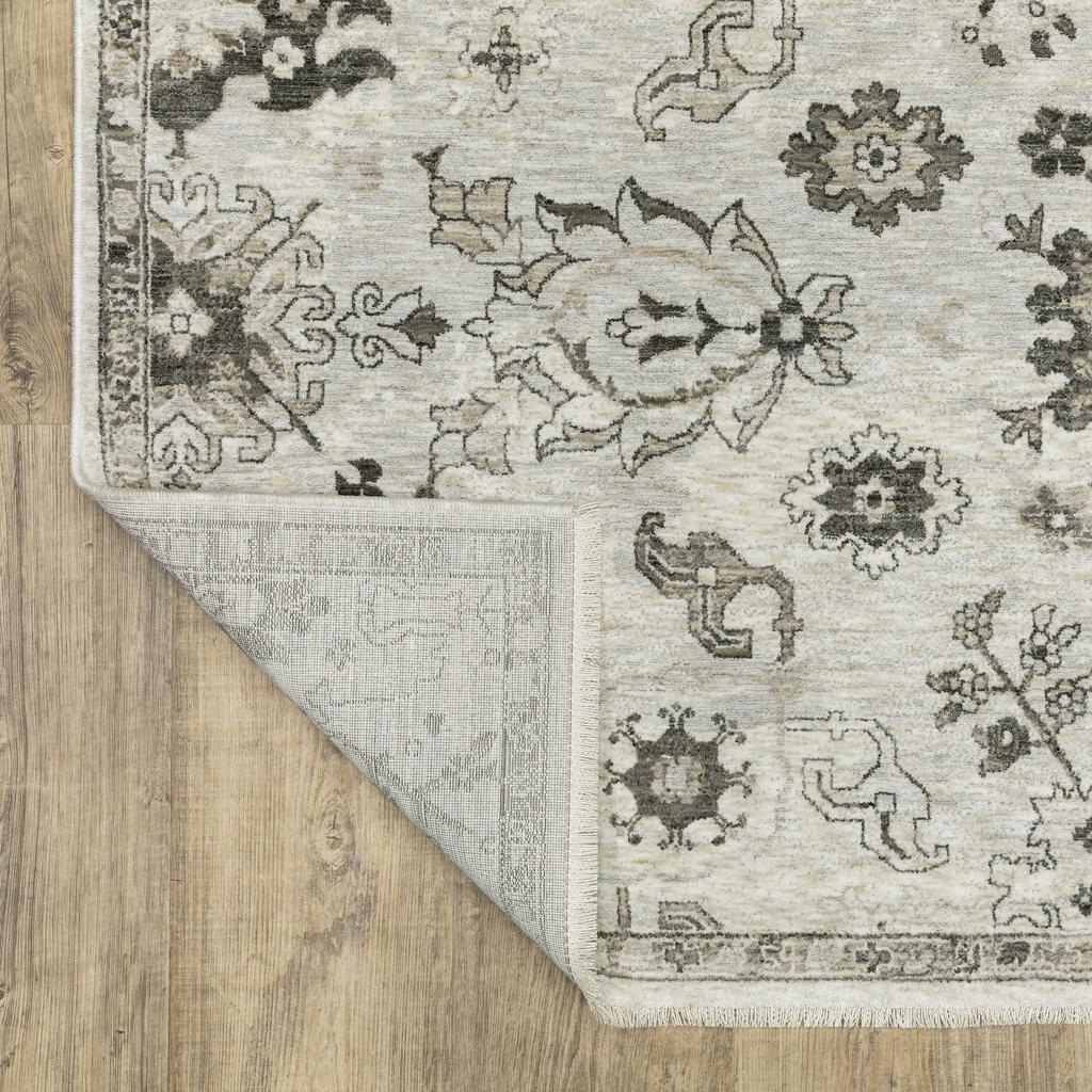 Oriental Weavers Chamberlain CH06B Ivory Rectangle Indoor Runner Oriental Pattern-