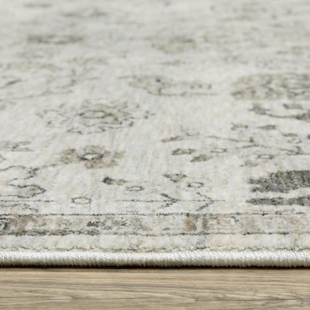 Oriental Weavers Chamberlain CH06B Ivory Rectangle Indoor Runner Oriental Pattern-