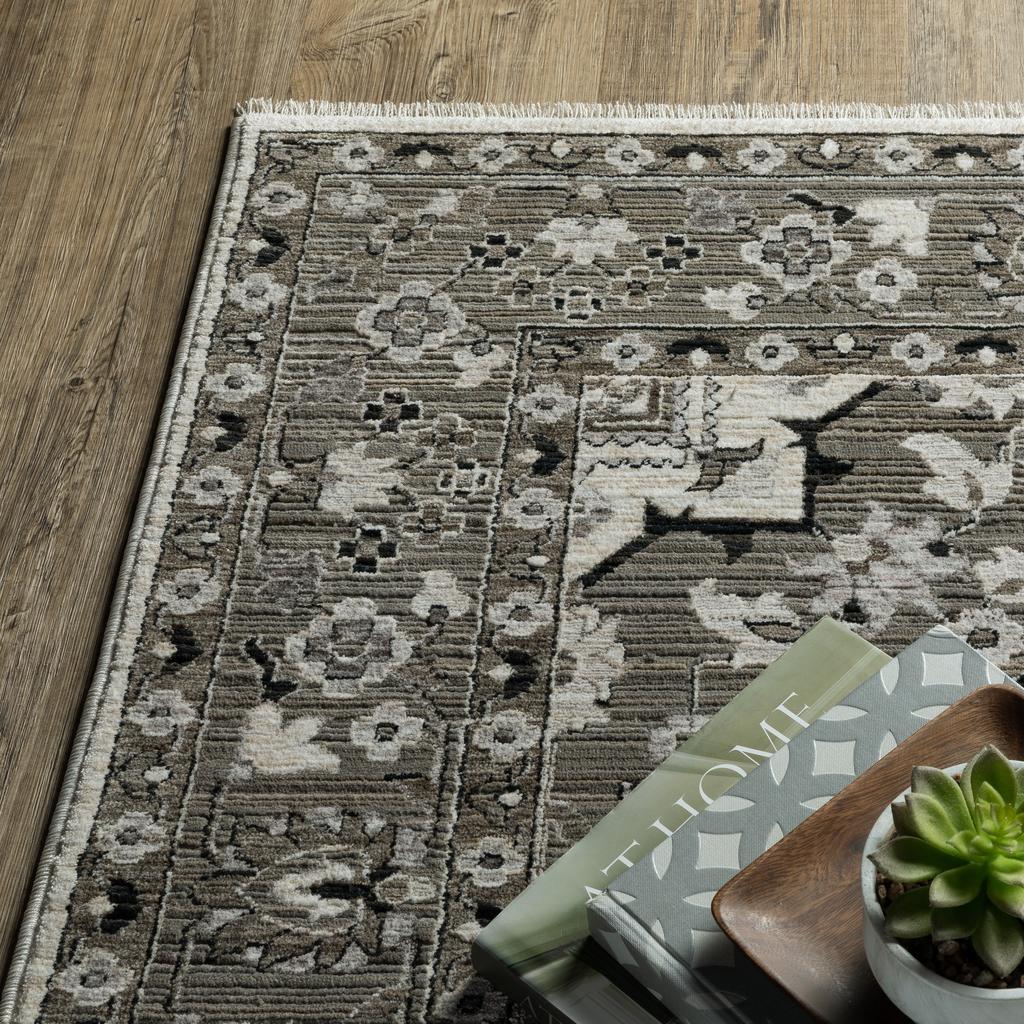 Oriental Weavers Chamberlain CH09A Ivory Rectangle Indoor Area Rug Medallion Pattern-