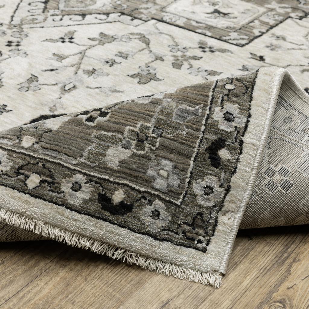 Oriental Weavers Chamberlain CH09A Ivory Rectangle Indoor Runner Medallion Pattern-