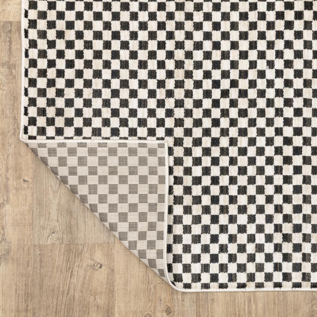 Oriental Weavers Hunter HNT02 Black Rectangle Indoor Area Rug Geometric Pattern-