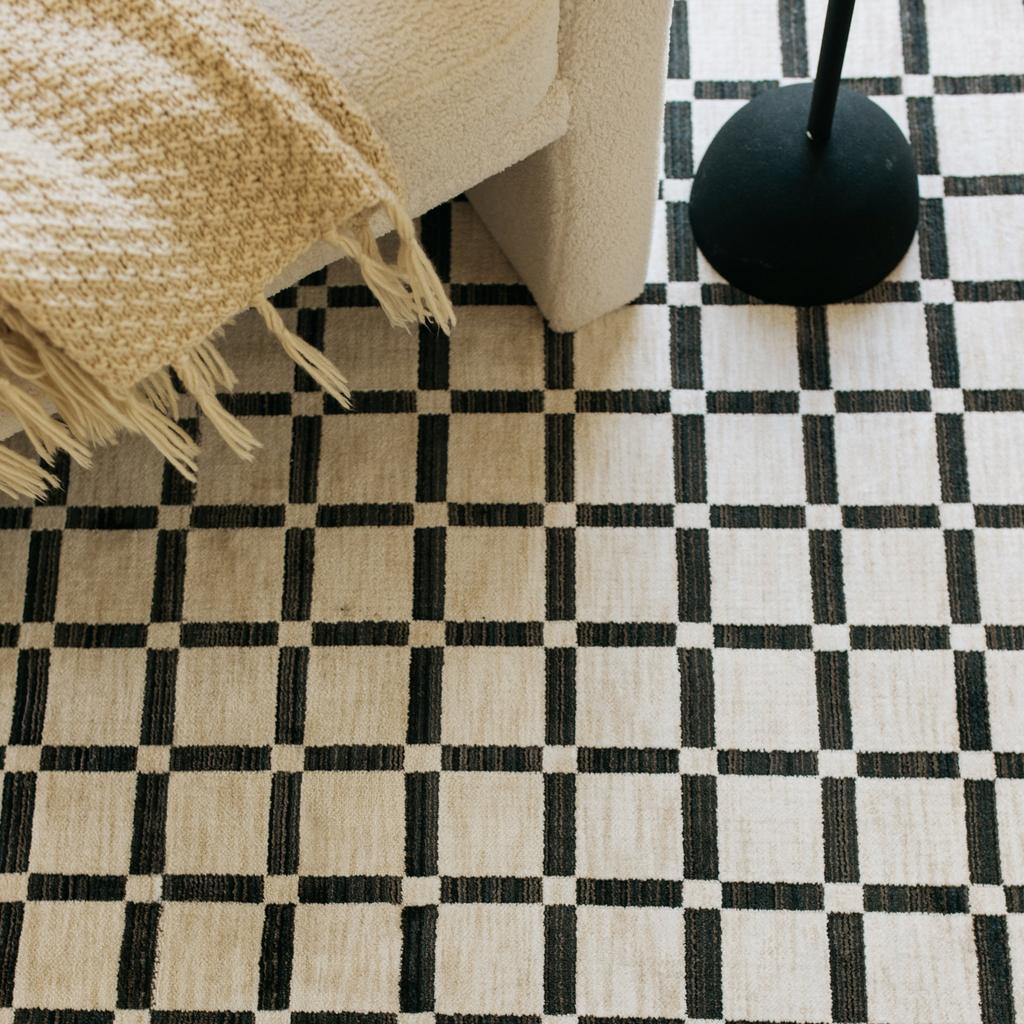 Oriental Weavers Hunter HNT08 Beige Rectangle Indoor Runner Geometric Pattern-