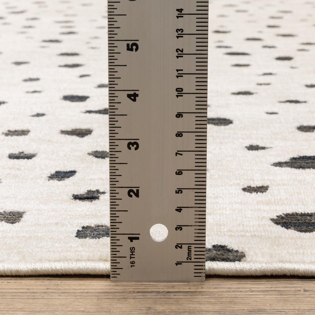 Oriental Weavers Hunter HNT09 Beige Rectangle Indoor Area Rug Dots Pattern-