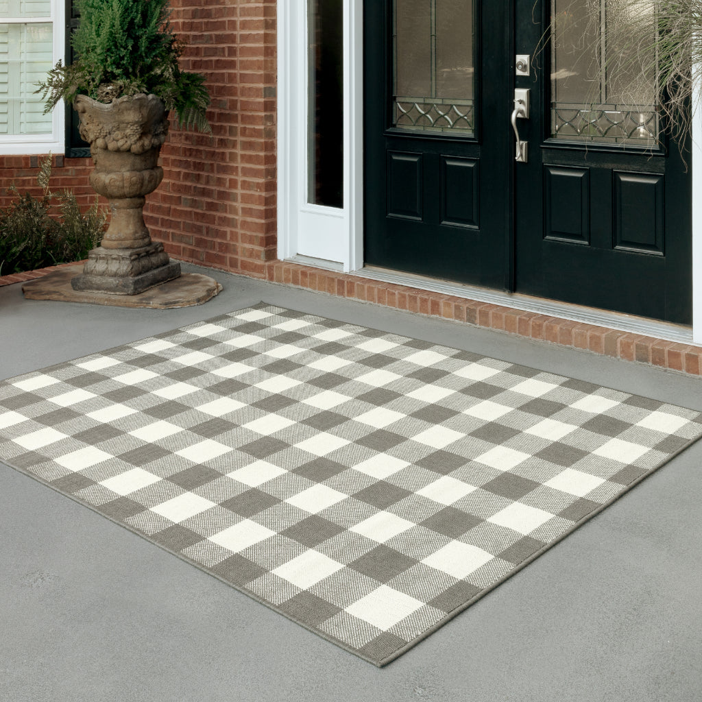 Oriental Weavers Marina 2598W Grey/Ivory Rectangle Indoor / Outdoor Area Rug - Stain Resistant Machine Made Patio Rug with Geometric Pattern-