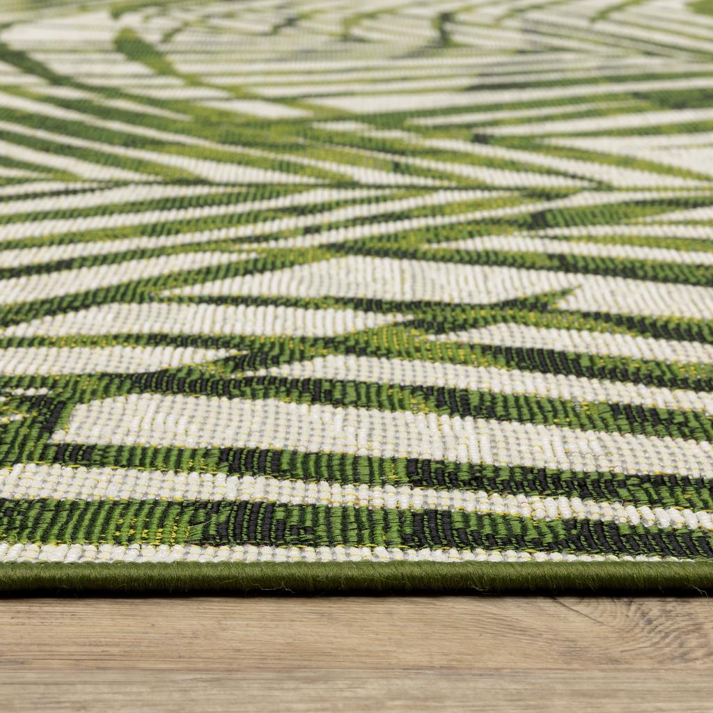 Oriental Weavers Naples 1572X Green Rectangle Indoor/Outdoor Area Rug Botantical Pattern-