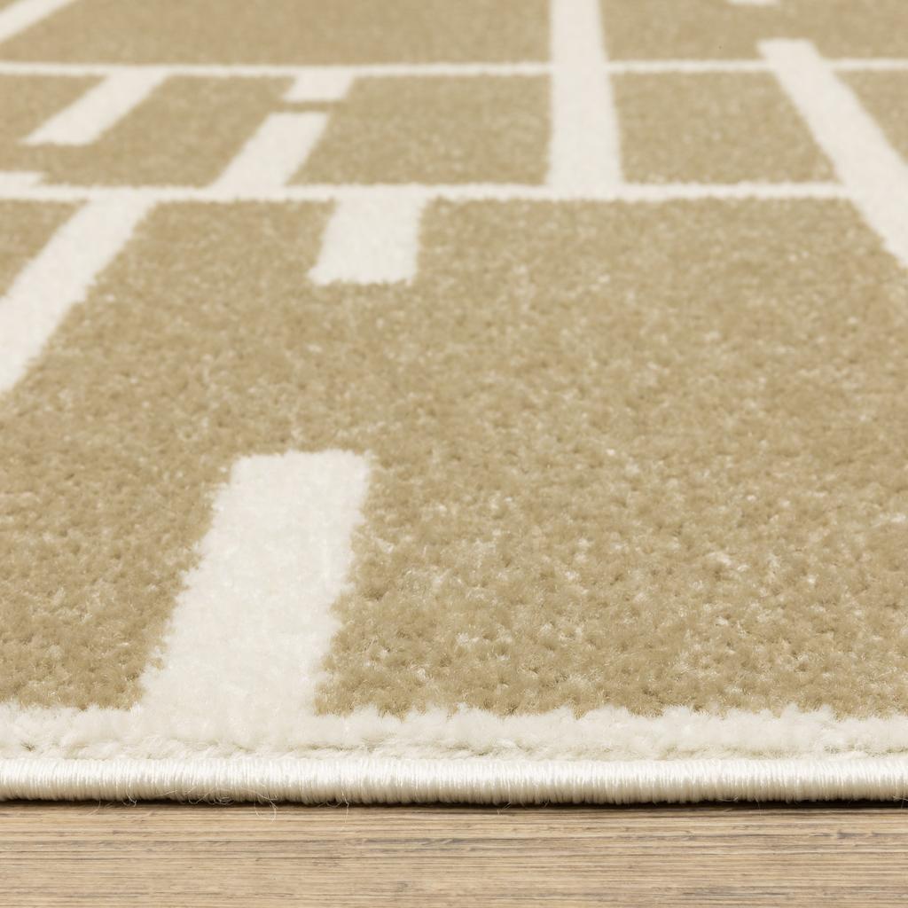 Oriental Weavers Quinn QUI04 Beige Rectangle Indoor Area Rug Geometric Pattern-