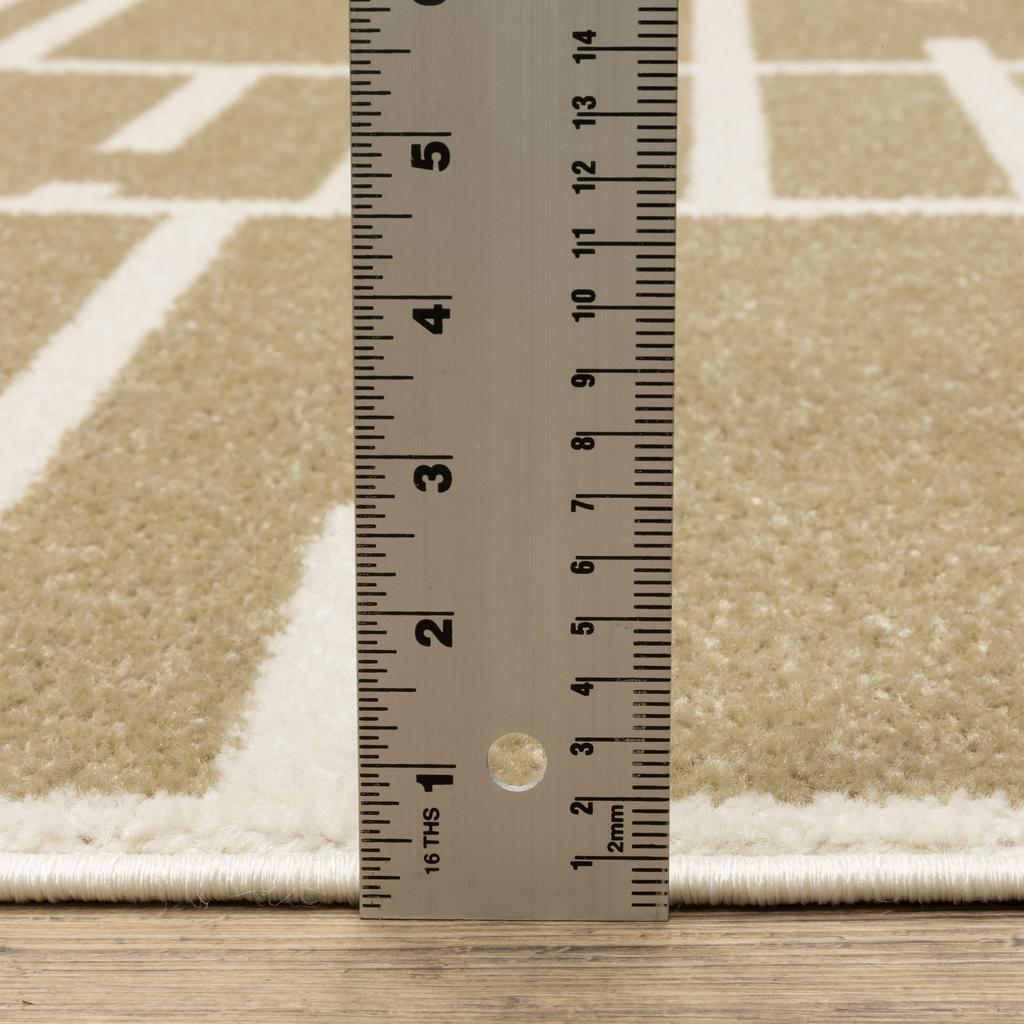 Oriental Weavers Quinn QUI04 Beige Rectangle Indoor Area Rug Geometric Pattern-