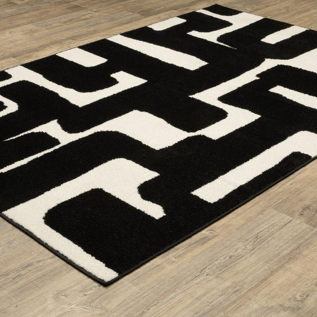 Oriental Weavers Quinn QUI08 Black Rectangle Indoor Area Rug Geometric Pattern-