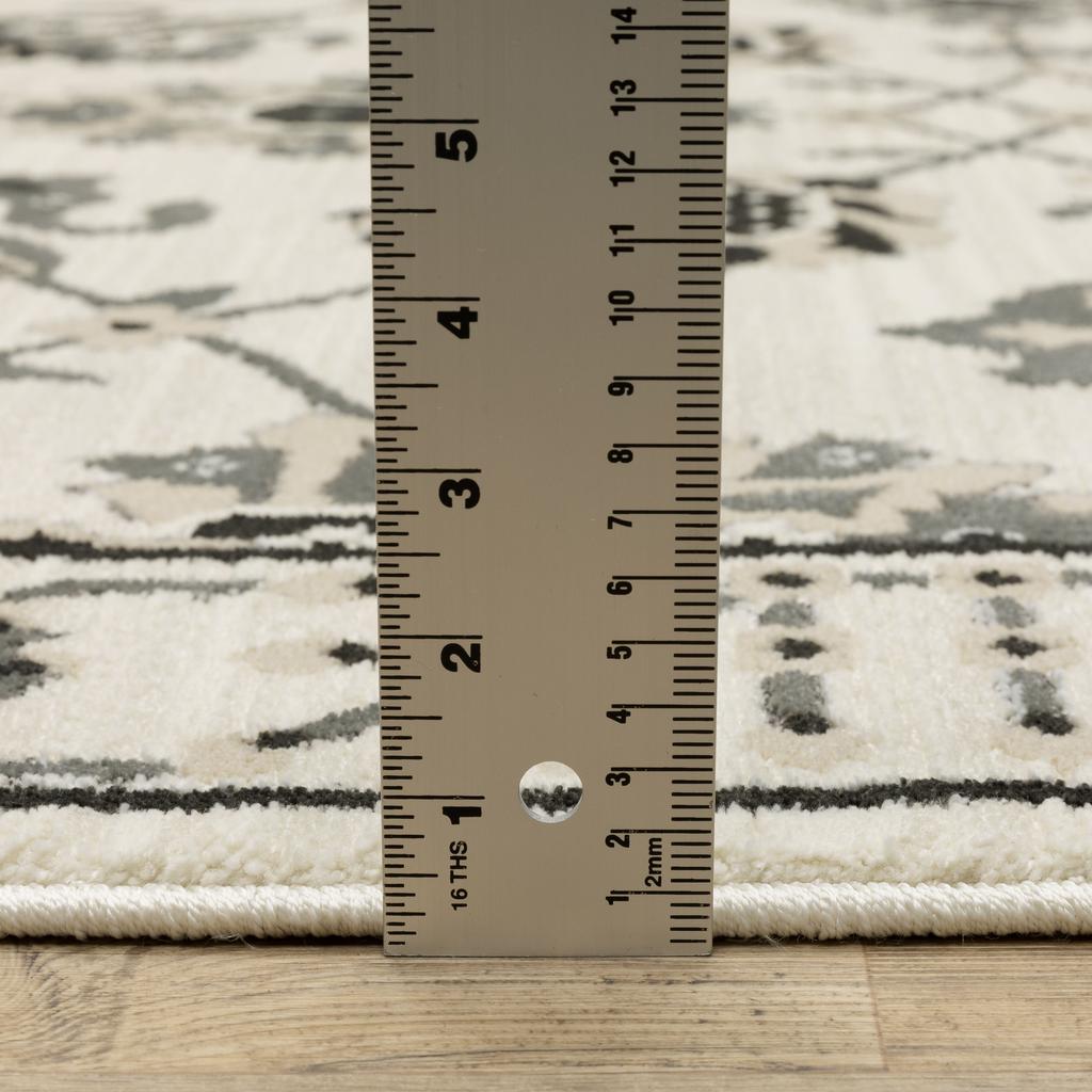 Oriental Weavers Raylan RAY03 Ivory Rectangle Indoor Area Rug Oriental Pattern-
