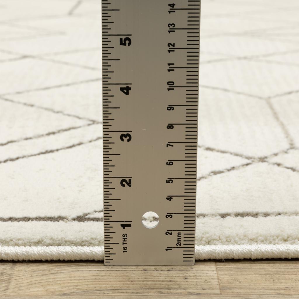 Oriental Weavers Raylan RAY06 Ivory Rectangle Indoor Area Rug Geometric Pattern-