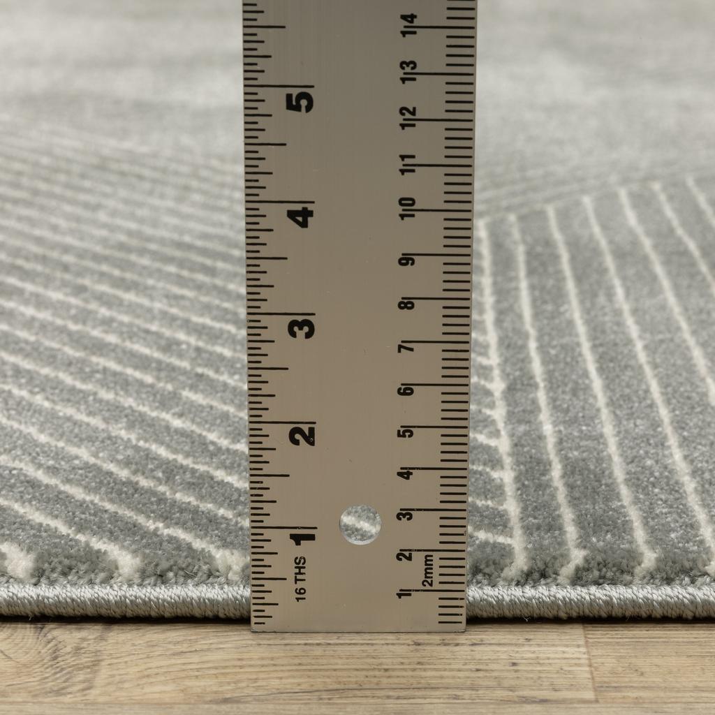 Oriental Weavers Raylan RAY08 Grey Rectangle Indoor Area Rug Geometric Pattern-