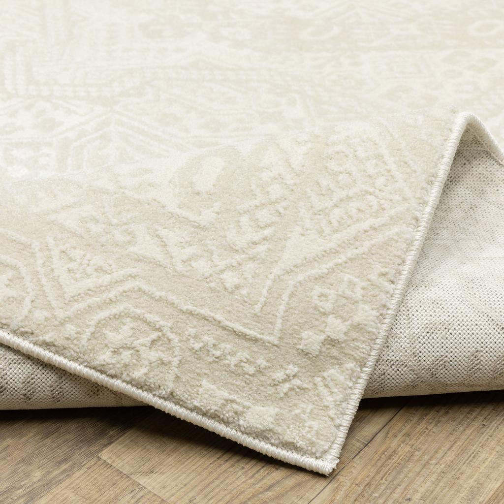 Oriental Weavers Raylan RAY09 Ivory Rectangle Indoor Area Rug Medallion Pattern-