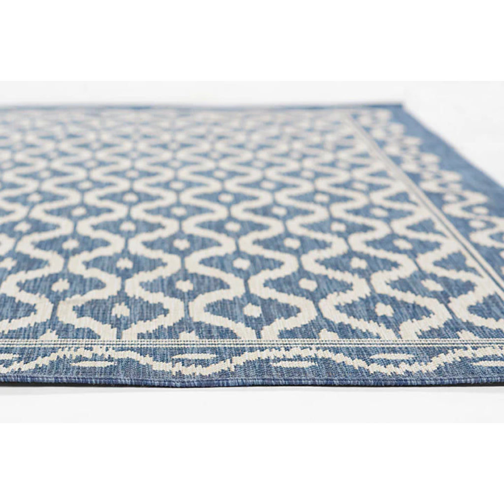 Momeni Riviera RV-02 Blue Rectangle Indoor / Outdoor Power Loomed Area Rug - Stylish &amp; Versatile Washable Living Room, Porch &amp; Patio Rug