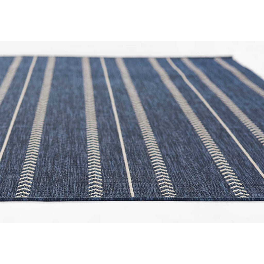 Momeni Riviera RV-06 Navy Rectangle Indoor / Outdoor Power Loomed Runner - Trendy &amp; Versatile Washable Living Room, Porch &amp; Patio Runner