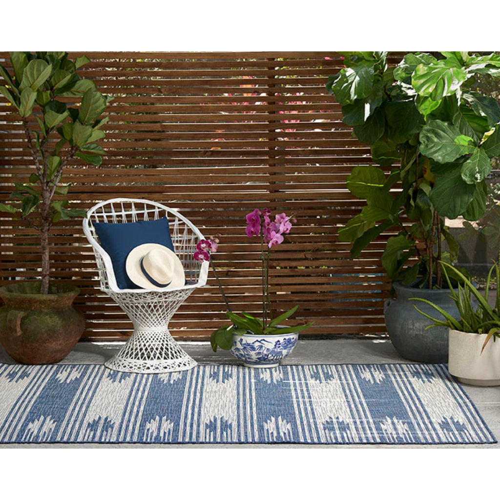 Momeni Riviera RV-07 Blue Rectangle Indoor / Outdoor Power Loomed Area Rug - Vibrant &amp; Versatile Washable Living Room, Porch &amp; Patio Rug