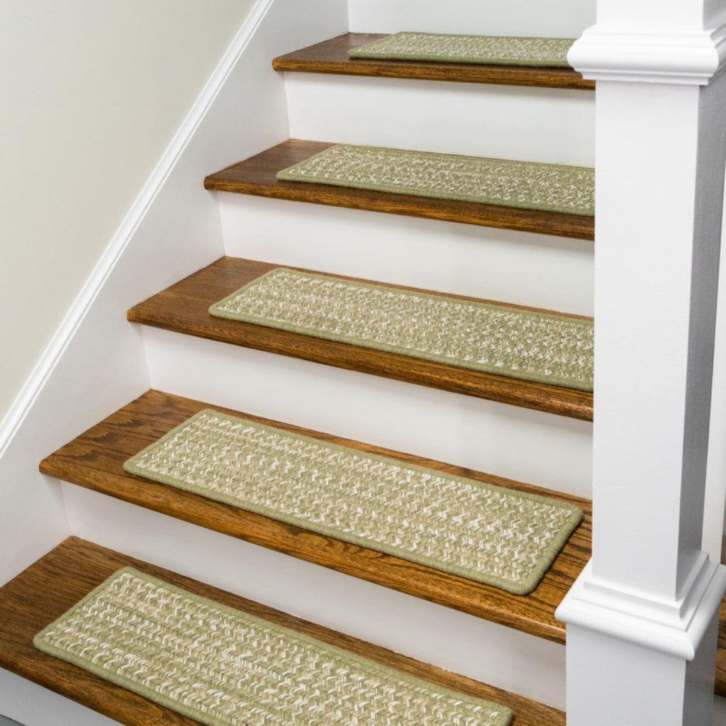 Colonial Mills Monterey Wool Tweed Green Rectangle Stair Tread - Trendy Reversible Stair Tread Made of Wool &amp; Polypropylene