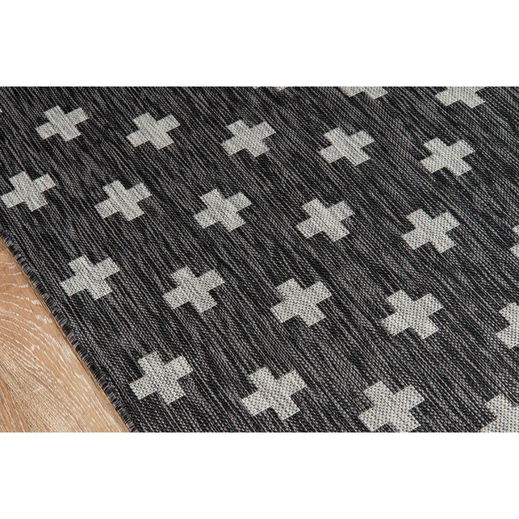 Momeni Villa VI-01 Umbria Charcoal Rectangle Indoor / Outdoor Runner - Elegant All-Weather Hallway &amp; Patio Runner with Cross Pattern Design