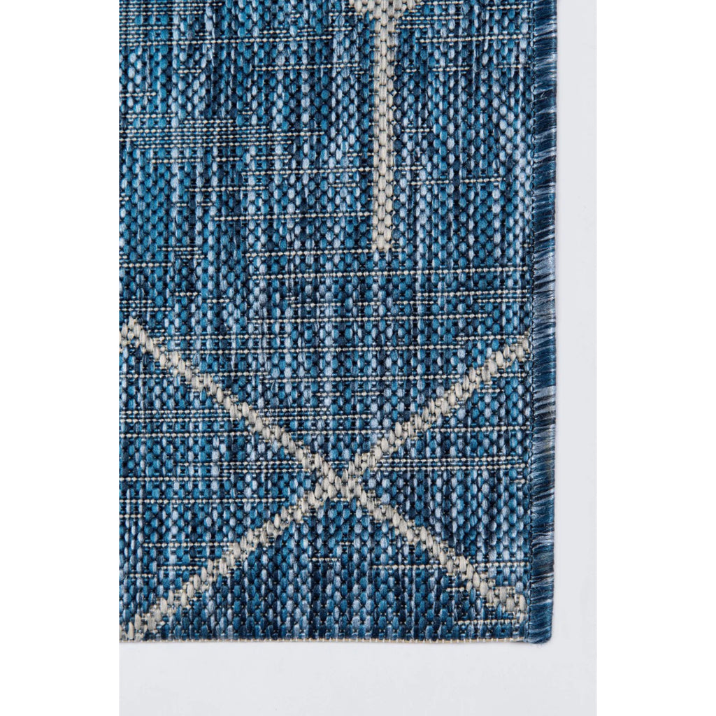Momeni Villa VI-08 Monaco Blue Rectangle Indoor / Outdoor Runner - Exquisite All-Weather Hallway &amp; Patio Runner with Tribal Design