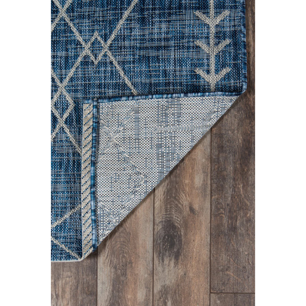 Momeni Villa VI-08 Monaco Blue Rectangle Indoor / Outdoor Area Rug - Exquisite All-Weather Patio &amp; Living Room Rug with Tribal Design