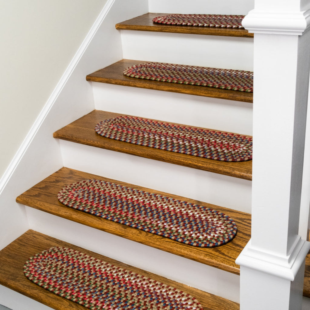 Colonial Mills Wayland Red Indoor Reversible Stair Tread - Trendy &amp; Cozy Handmade Rug Made of Nylon