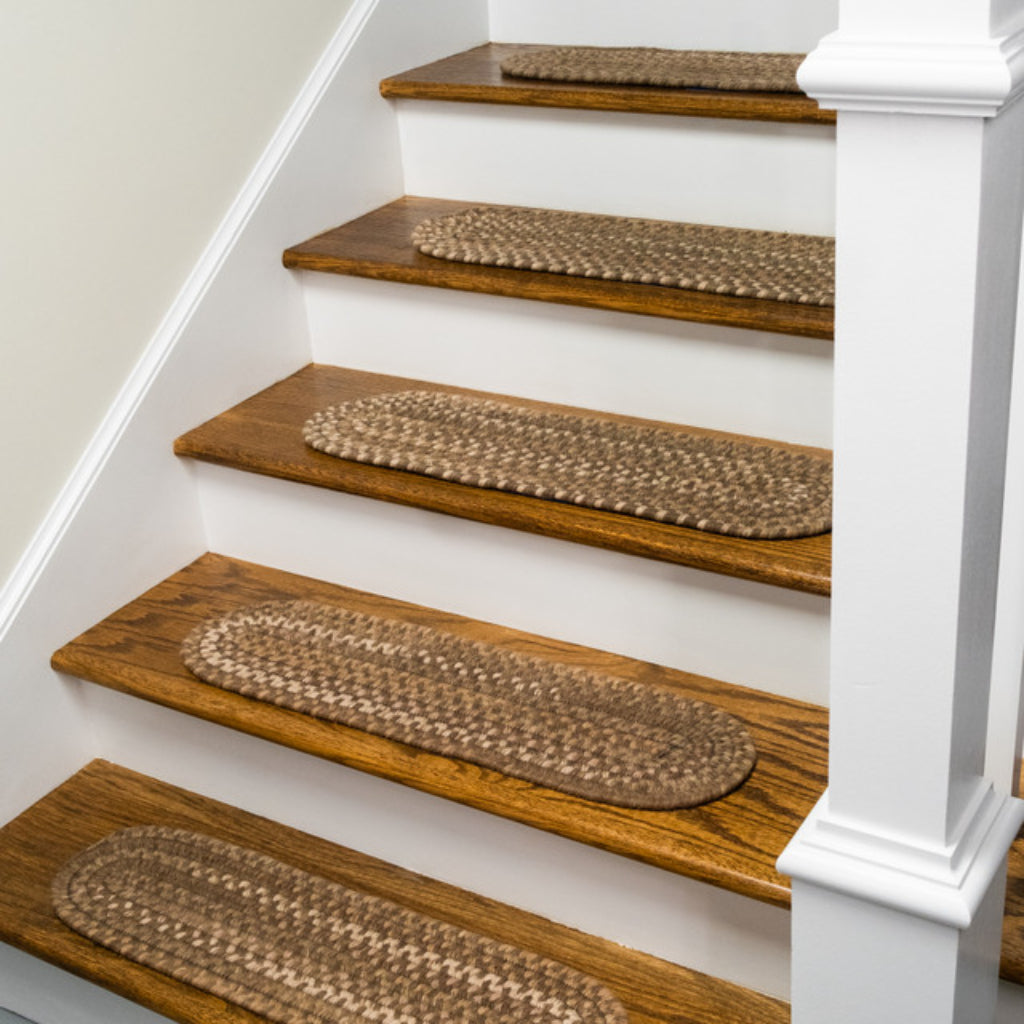 Colonial Mills Westcott Brown Oval Indoor Stair Tread - Exquisite Reversible Stair Tread Made of Wool