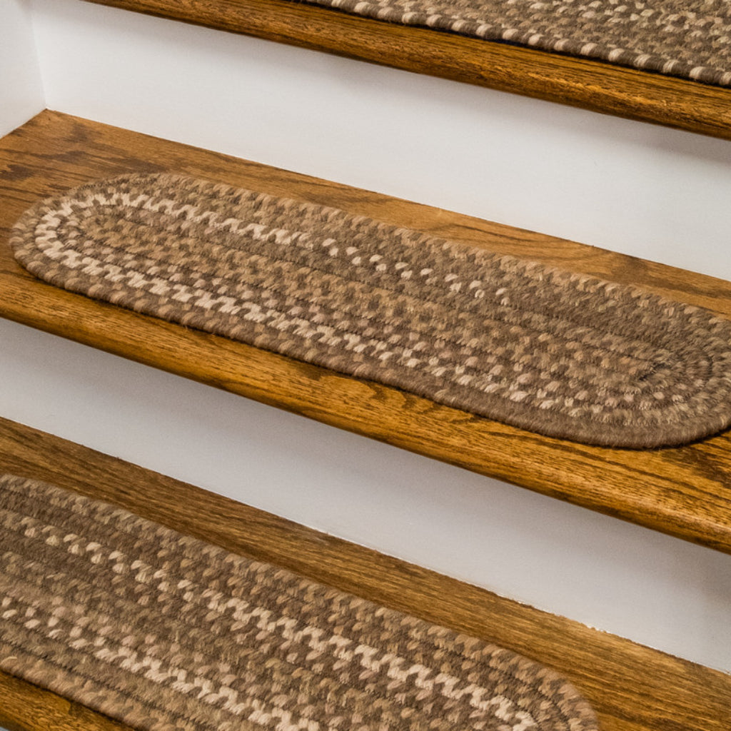 Colonial Mills Westcott Brown Oval Indoor Stair Tread - Exquisite Reversible Stair Tread Made of Wool