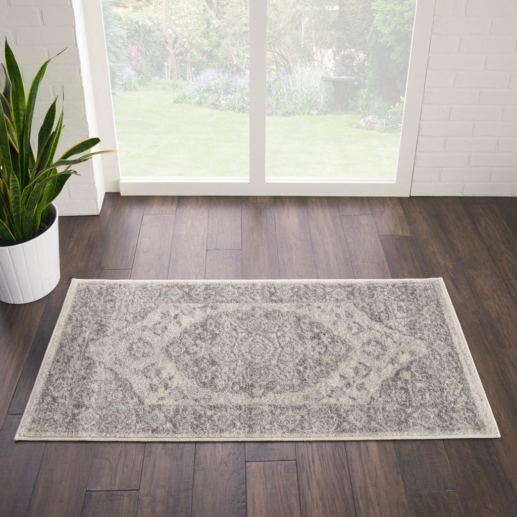 Nourison Home Tranquil TRA05 Grey and White Ivory/Grey Indoor Rectangle Area Rug - Vintage Power Loomed Machine Made Medium Pile
