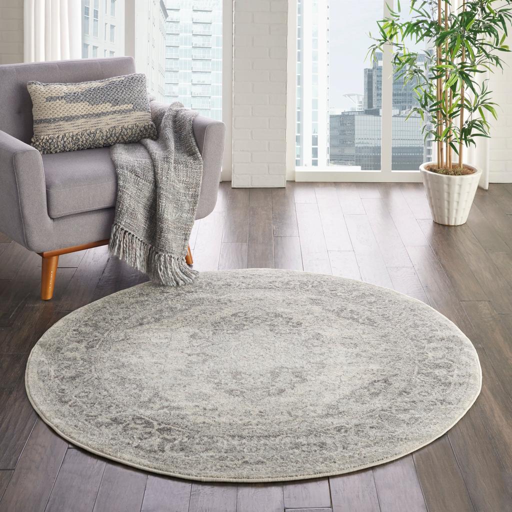 Nourison Home Tranquil TRA05 Grey and White Ivory/Grey Indoor Round Area Rug - Vintage Power Loomed Machine Made Medium Pile