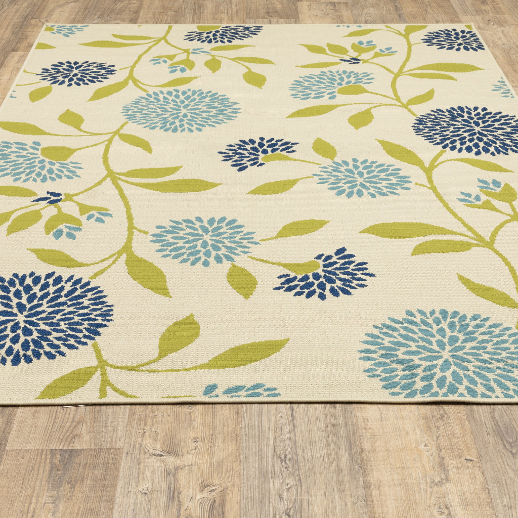 Oriental Weavers Caspian 8327Y Ivory/Green Rectangle Indoor / Outdoor Area Rug - Durable Stain Resistant Machine Made Patio Rug with Floral Pattern