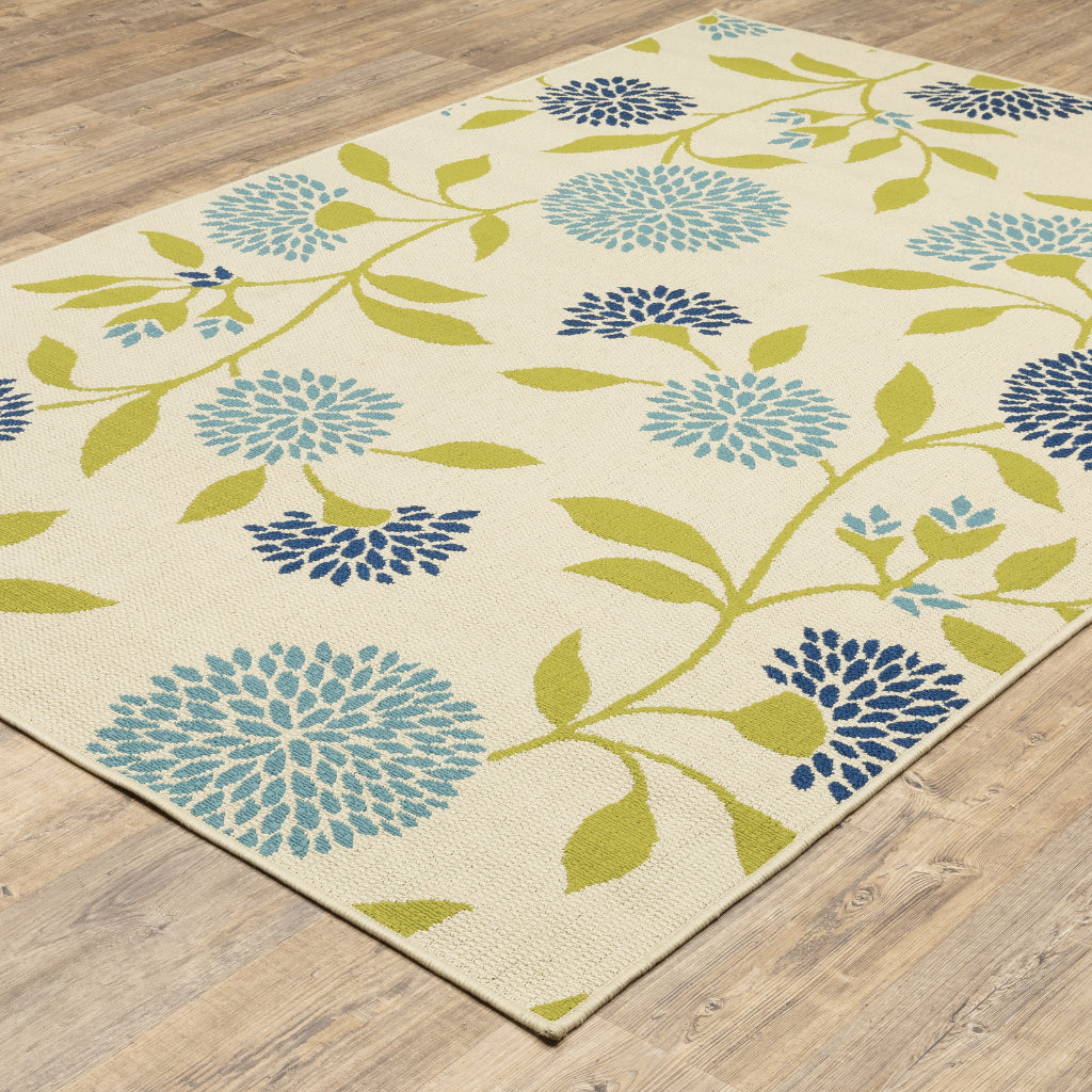 Oriental Weavers Caspian 8327Y Ivory/Green Rectangle Indoor / Outdoor Area Rug - Durable Stain Resistant Machine Made Patio Rug with Floral Pattern