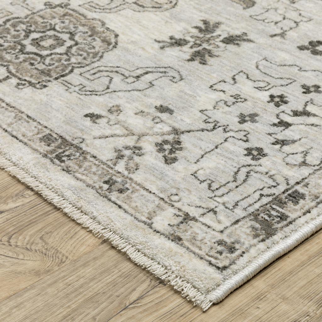 Oriental Weavers Chamberlain CH06B Ivory Rectangle Indoor Runner Oriental Pattern-