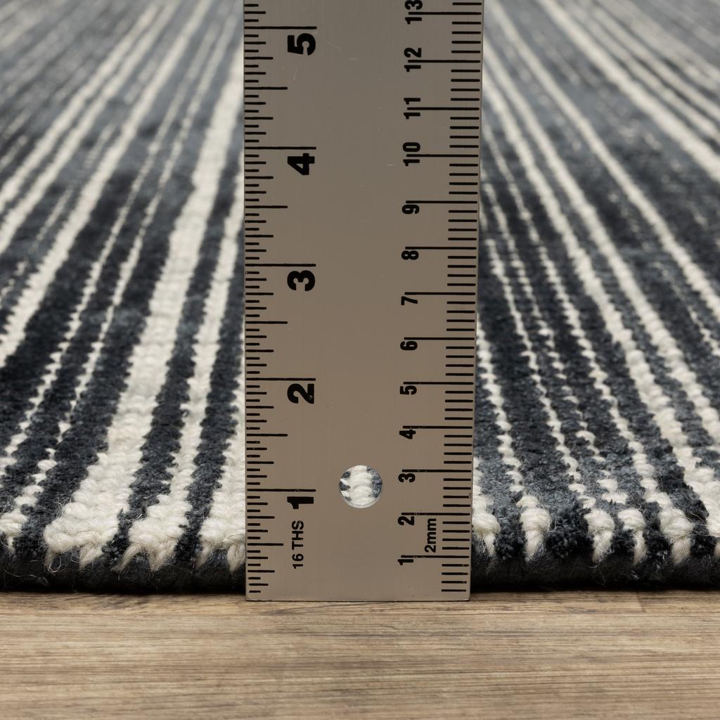 Oriental Weavers Circa CIR02 Black Rectangle Indoor Area Rug Geometric Pattern-