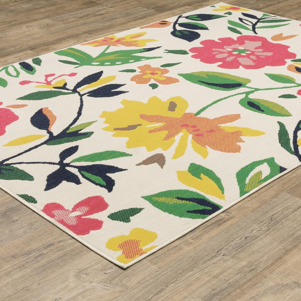 Oriental Weavers Havana HAV02 Ivory Rectangle Indoor/Outdoor Area Rug Floral Pattern-
