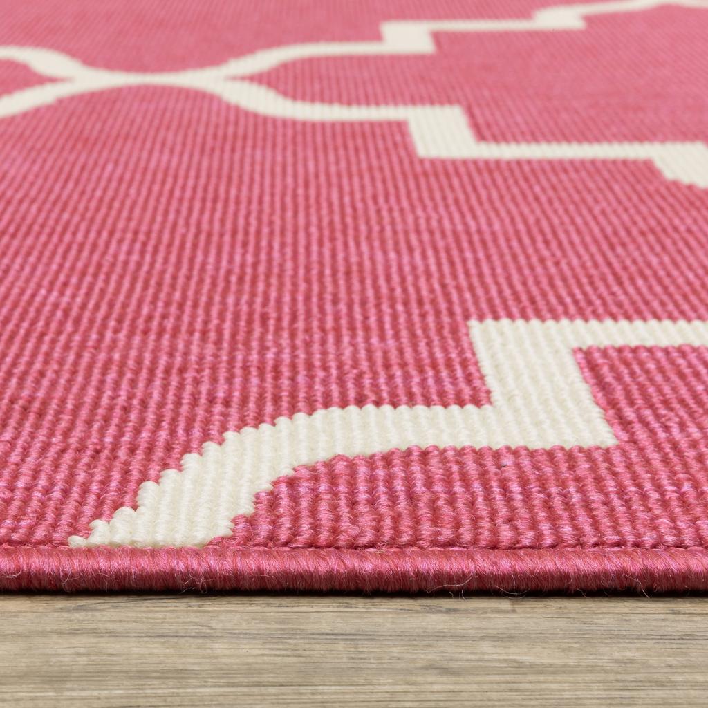 Oriental Weavers Havana HAV11 Pink Rectangle Indoor/Outdoor Area Rug Lattice Pattern-