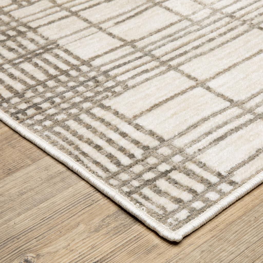 Oriental Weavers Hunter HNT01 Ivory Rectangle Indoor Area Rug Geometric Pattern-