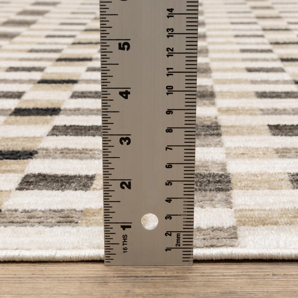 Oriental Weavers Hunter HNT05 Black Rectangle Indoor Runner Geometric Pattern-