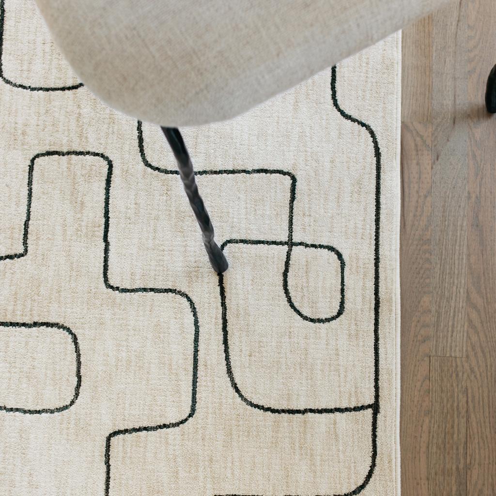 Oriental Weavers Hunter HNT06 Beige Rectangle Indoor Area Rug Abstract Pattern-