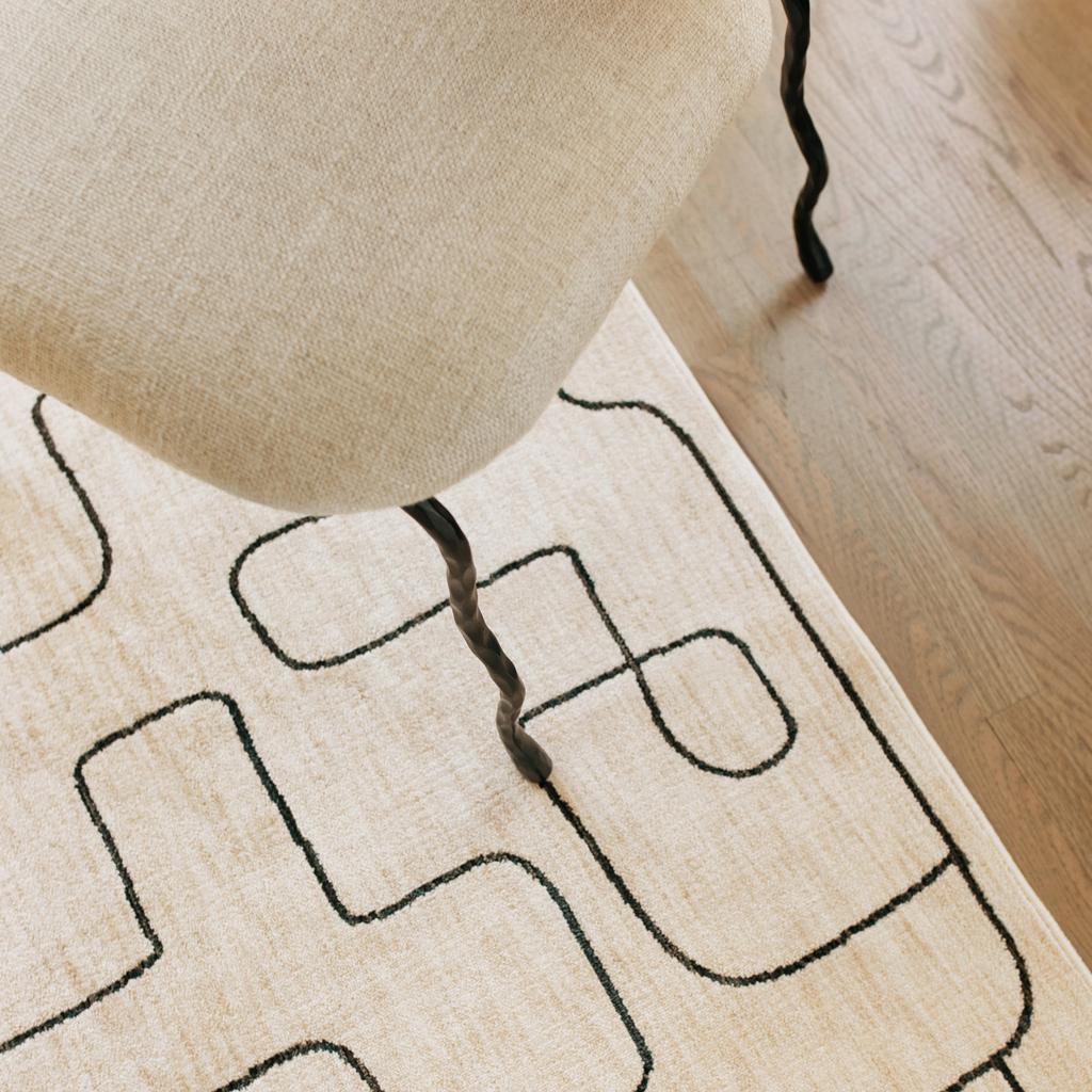 Oriental Weavers Hunter HNT06 Beige Rectangle Indoor Area Rug Abstract Pattern-