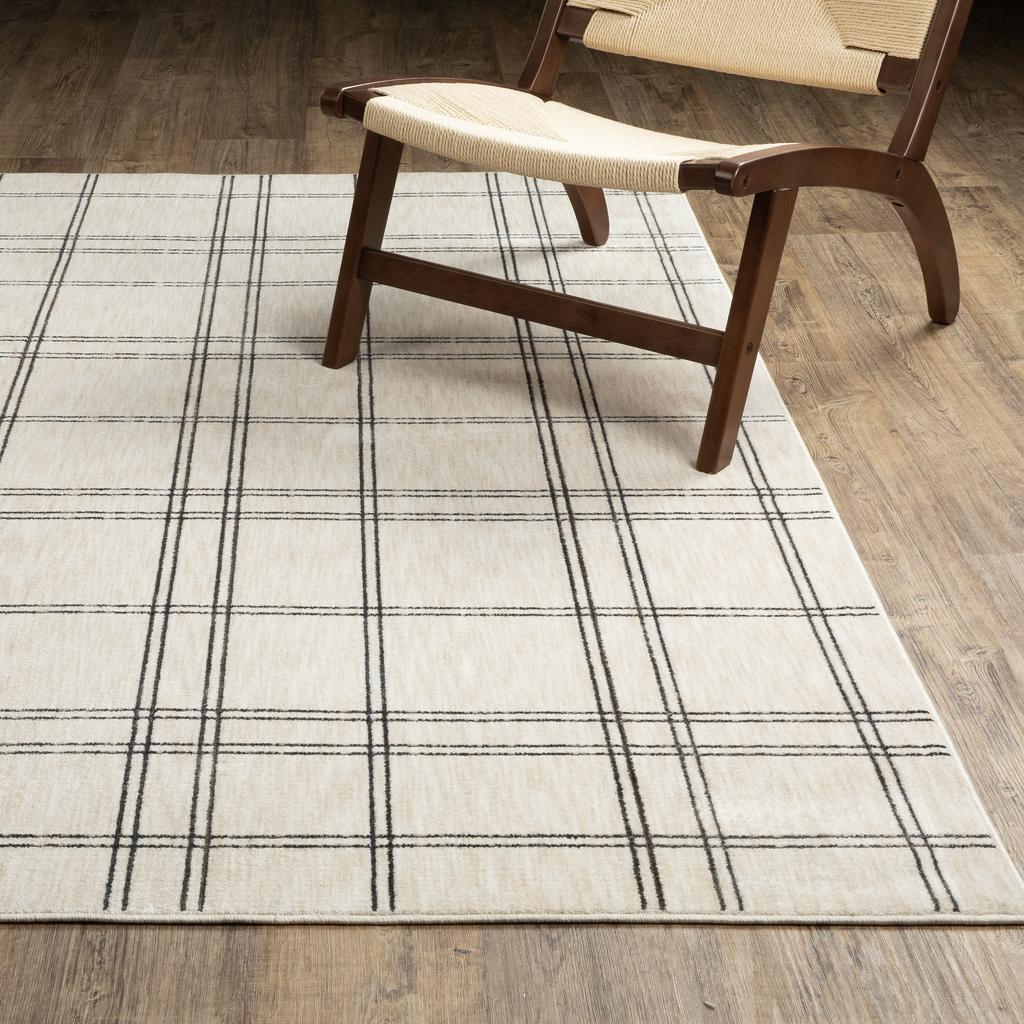 Oriental Weavers Hunter HNT07 Beige Rectangle Indoor Area Rug Geometric Pattern-